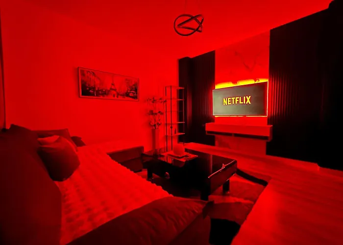 Hideaway * Tirana