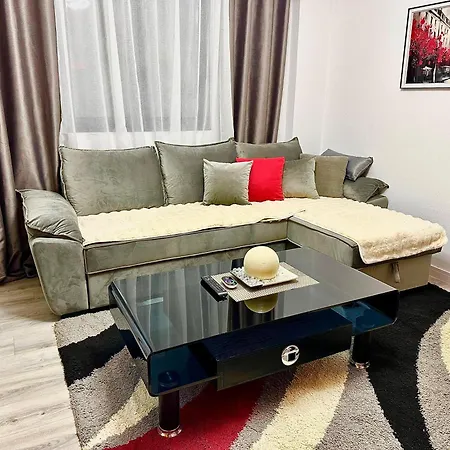 Hideaway * Тирана